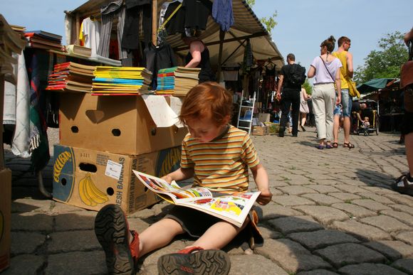 Художественный проект "Блошиный рынок" новости